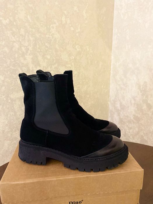 Жіночі черевики челсі