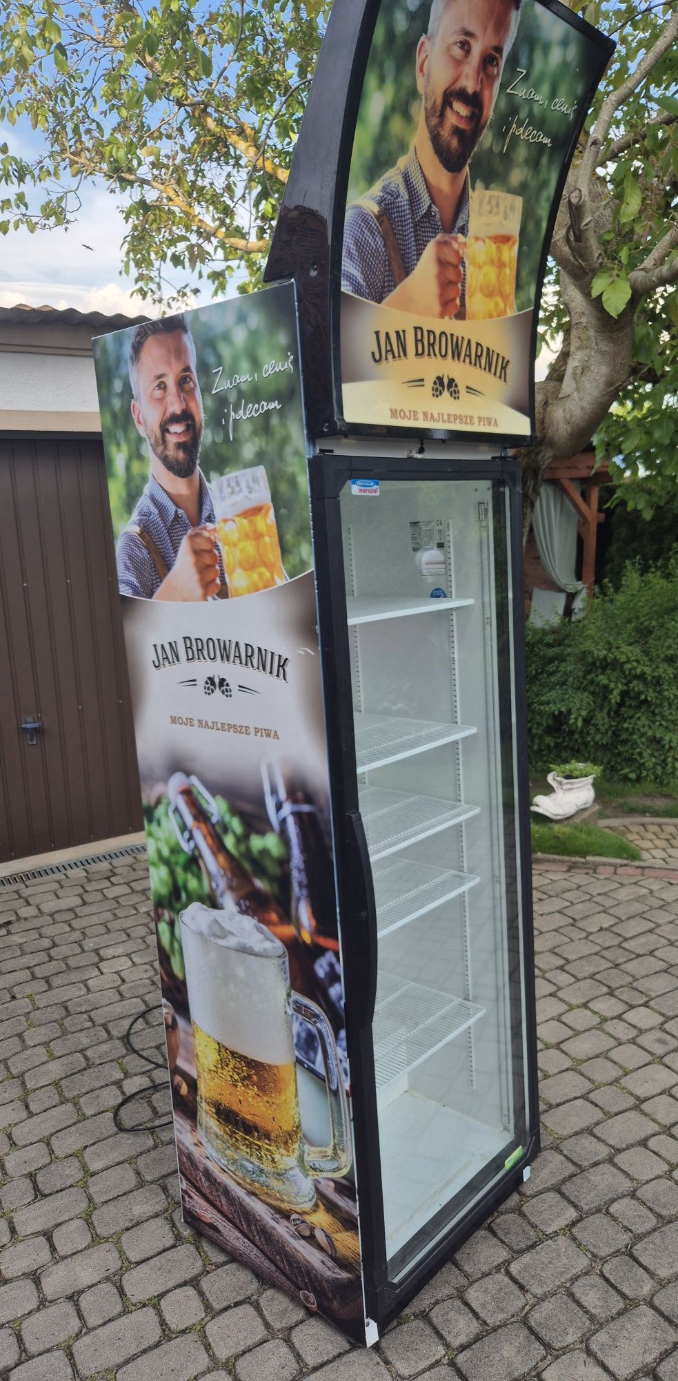 Witryna chłodnicza lodówka