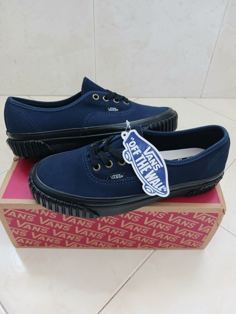 Sapatilhas Vans Novas