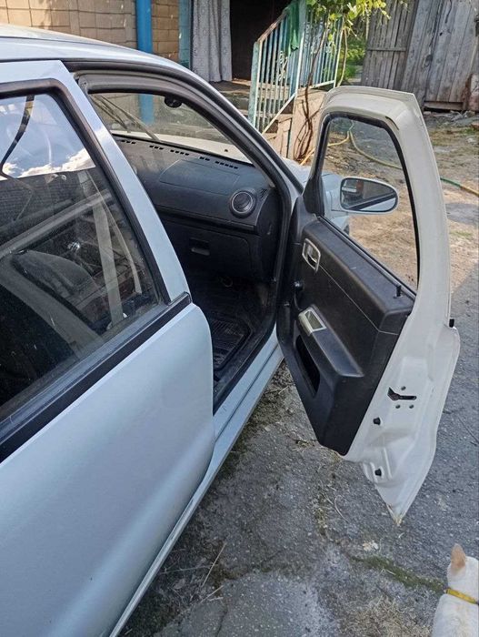 Продам автомобіль Geely CK-2 2012