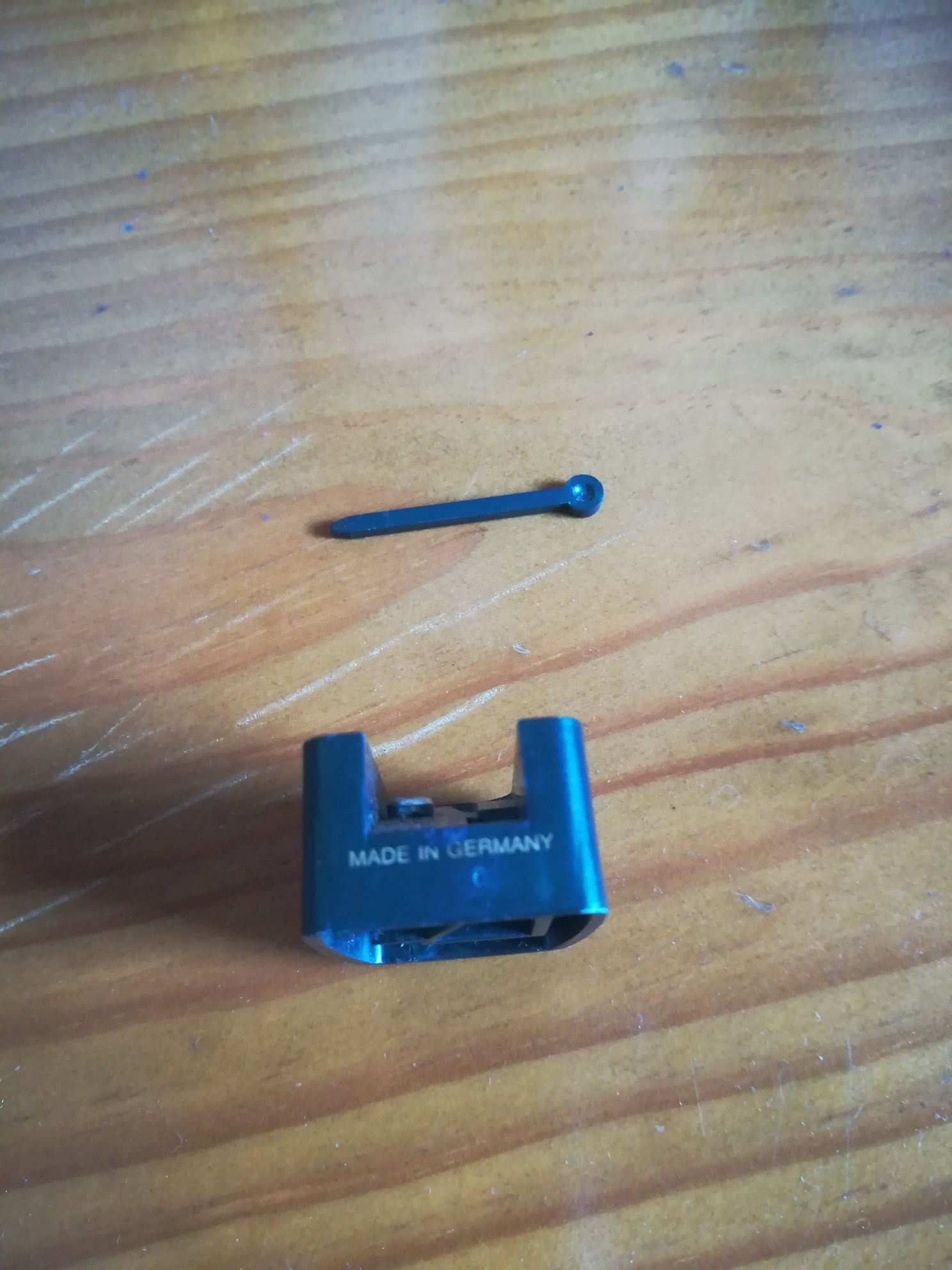 Afia para lápis para pintar os olhos