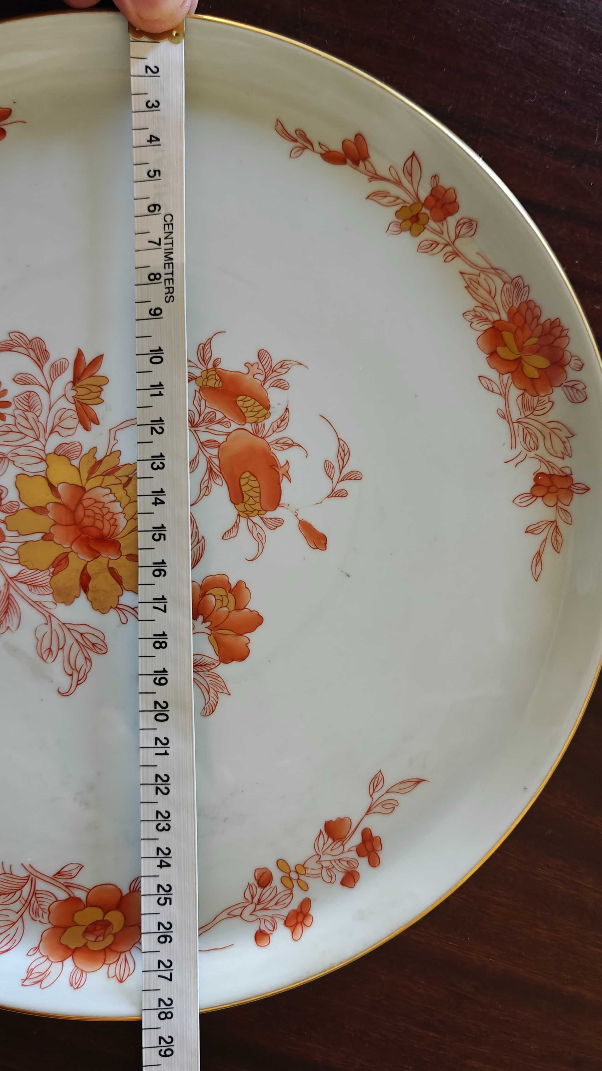 Prato Vista Alegre – Porcelana decorativa com flores