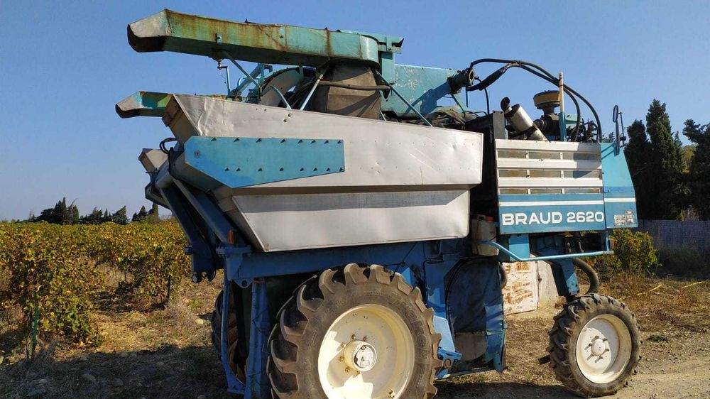 Kombaj do porzeczek aronii braud 2620         2520  posiadam cześci