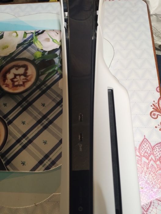 Sprzedam ps5 slim z napędem