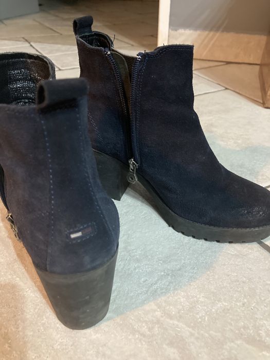 Buty Tommy Hilfiger na obcasie 37