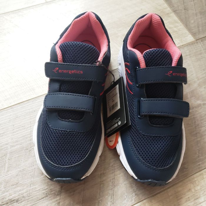 Кросівки  34 розмір нові