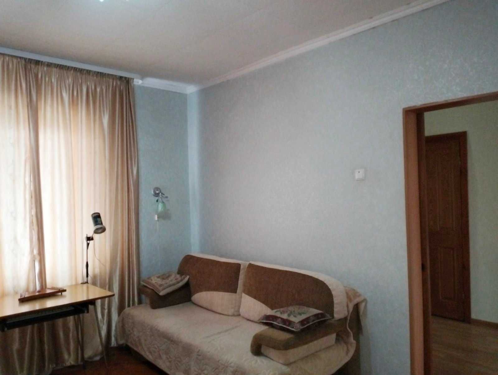 Продам коттедж, зупинка "Мальовнича.