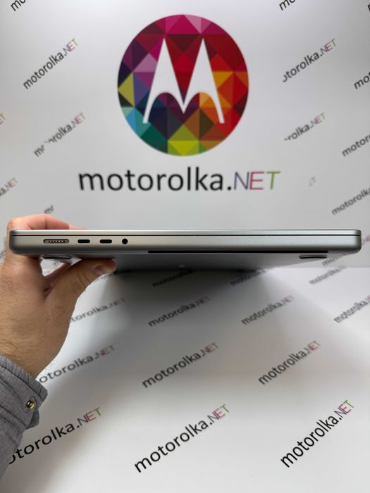 MacBook Pro 16 M1 Max 10CPU/24GPU 32RAM 512 SSD Space Gray 241 цикл №6