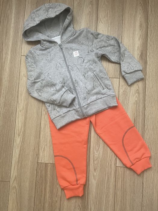 Спортивний костюм