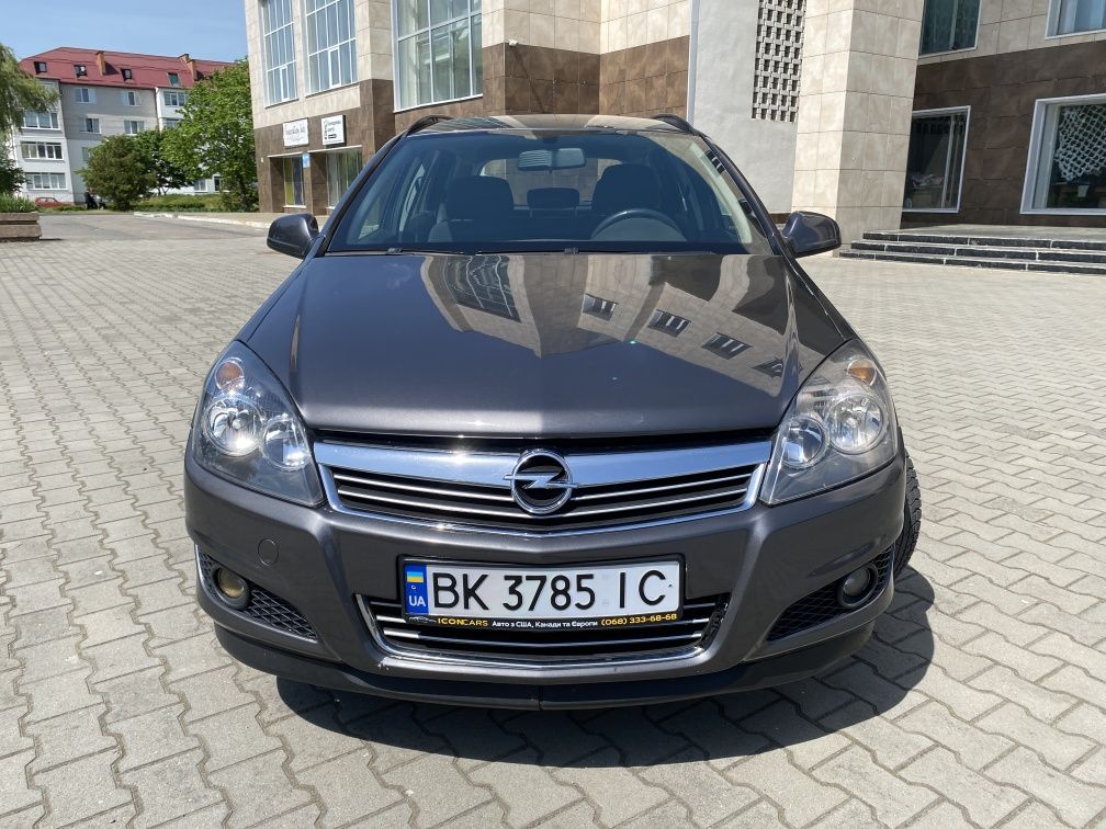 Opel Astra H 2012