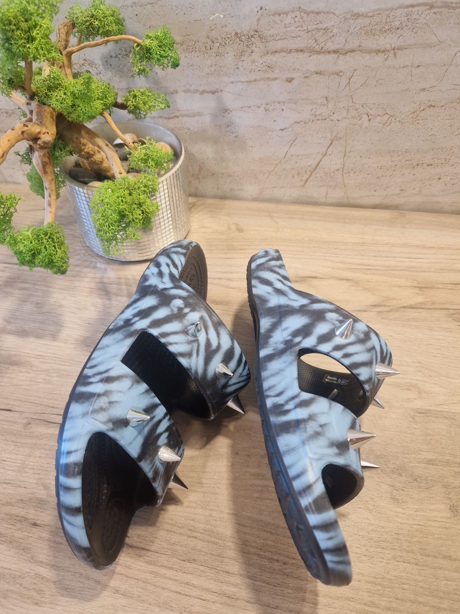 Crocs Klapki Classic Rebel Sandal r. 39 - 40 , 26,5 cm nowe