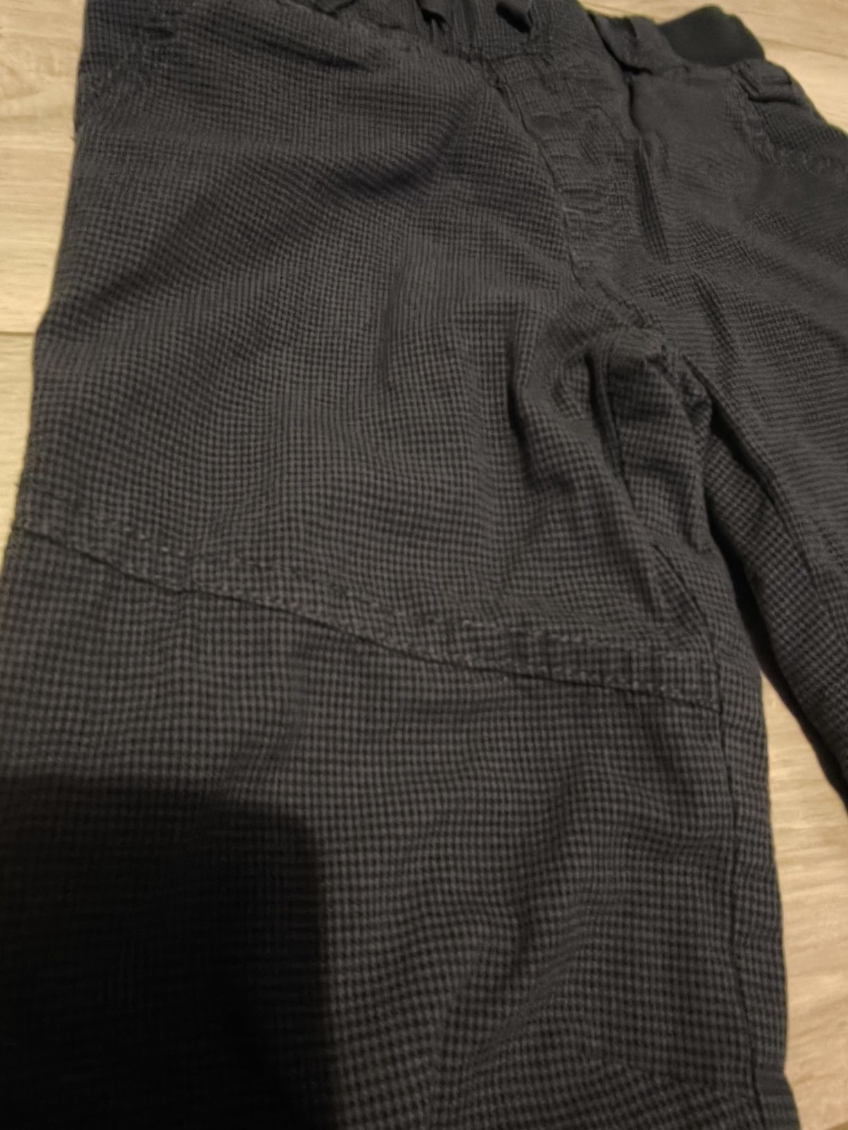Spodnie dla chłopca jeansy (3) i materiałowe (2)5 szt. Rozm. 104