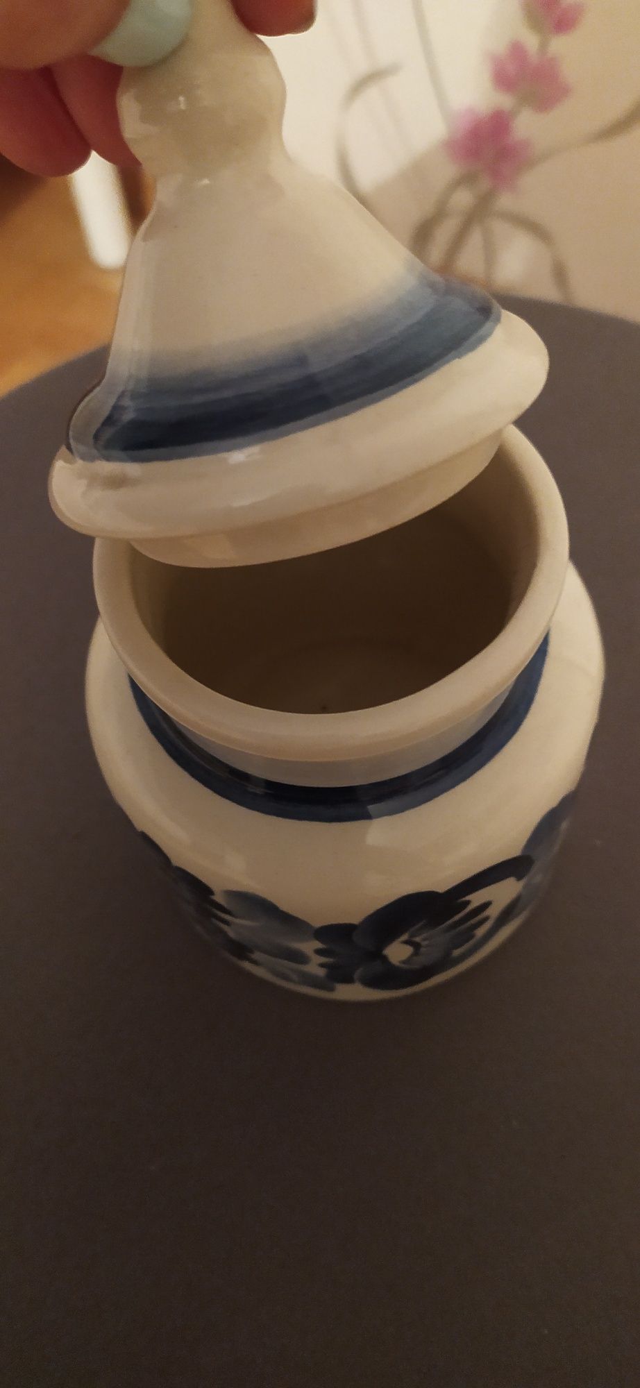 Cukiernica Włocławek niebieska kwiaty fajnas ceramika porcelana