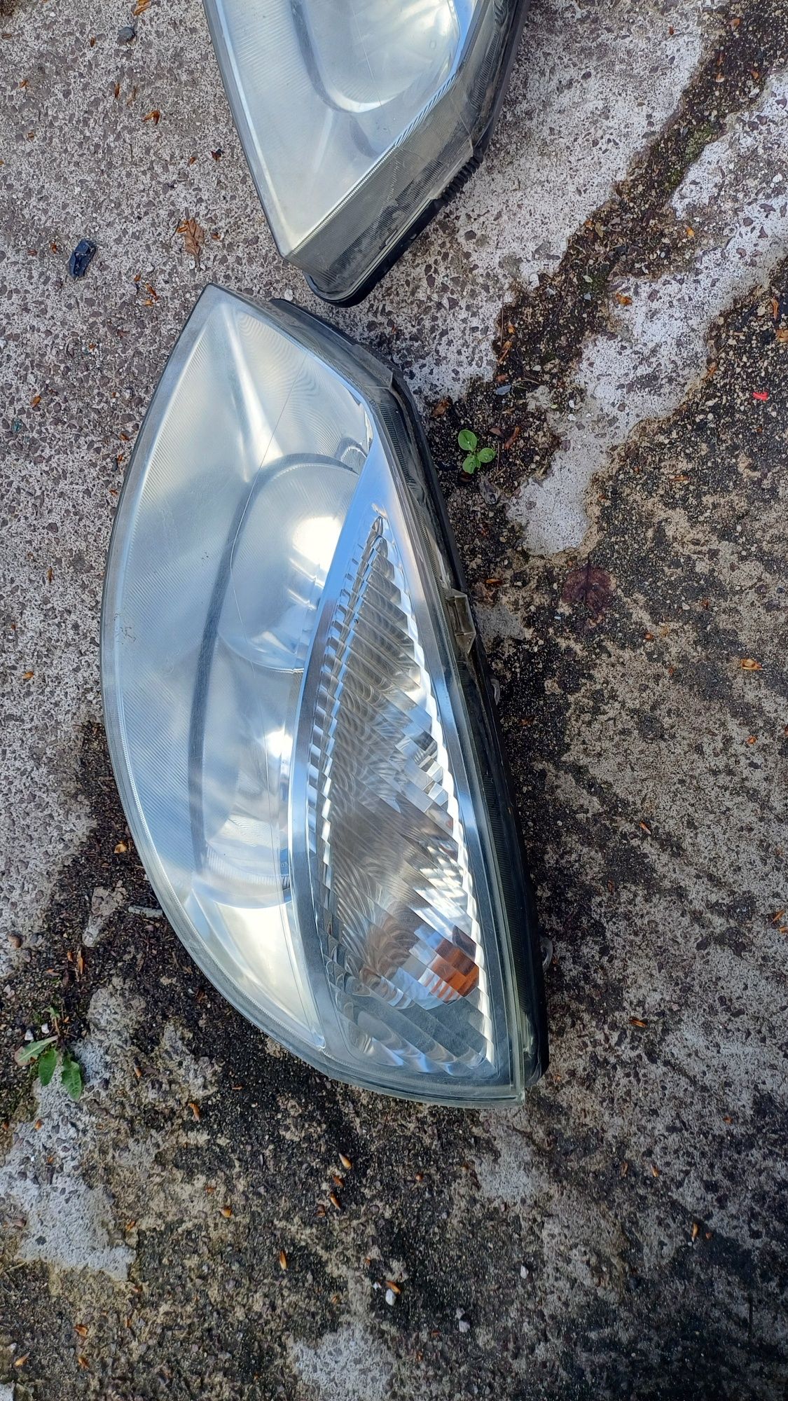 Lampy przednie Renault Scenic 2