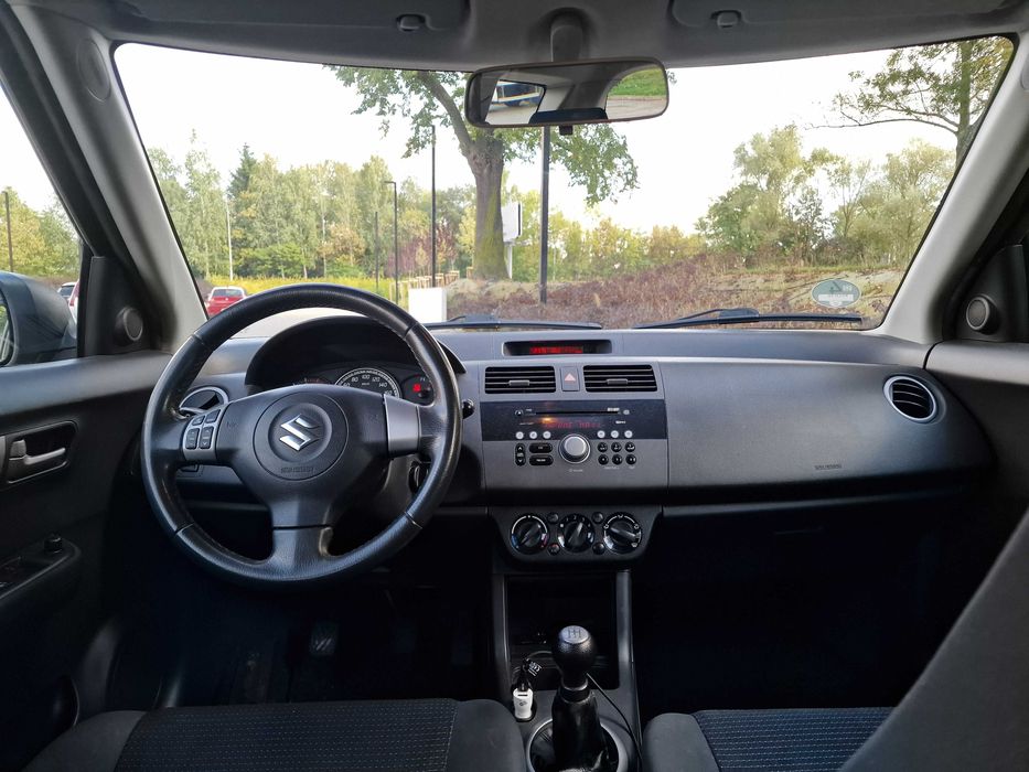 Suzuki Swift 1.5 102KM benzyna keyless go bez rdzy z Niemiec