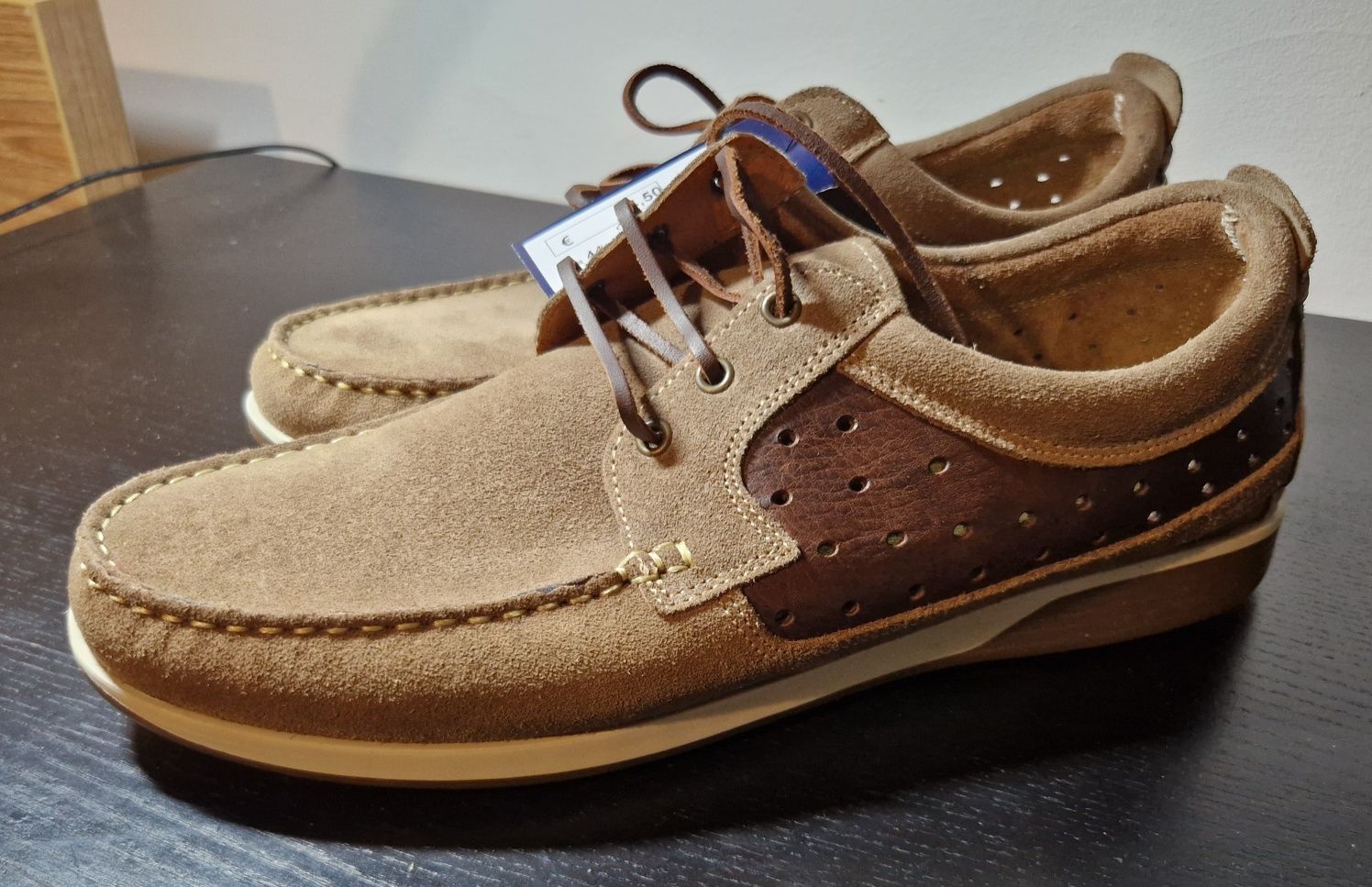 Sapatos de vela  novos mocasines n 44-45
Em camurça' de qualidade supe