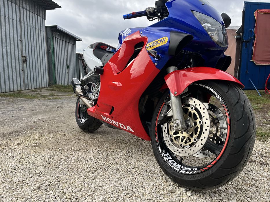 Honda CBR F4 zadbana polecam