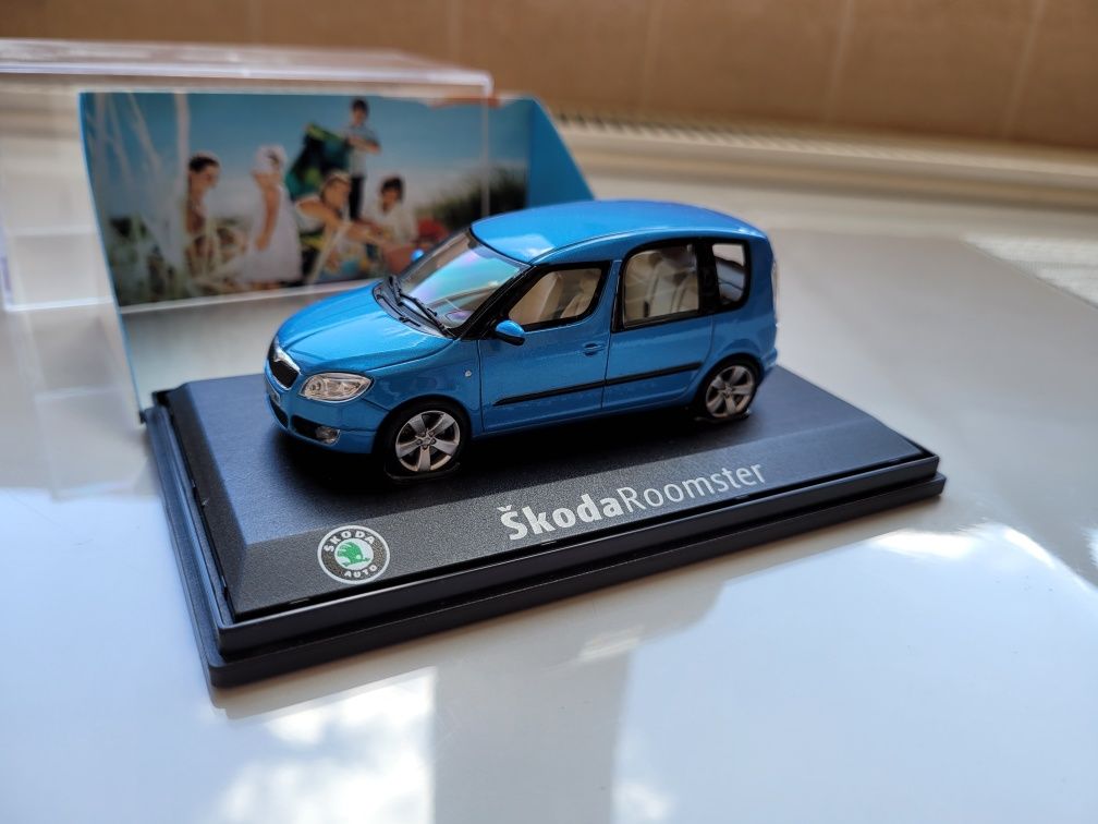 Модельлька авто Škoda Roomster(оригінал)
