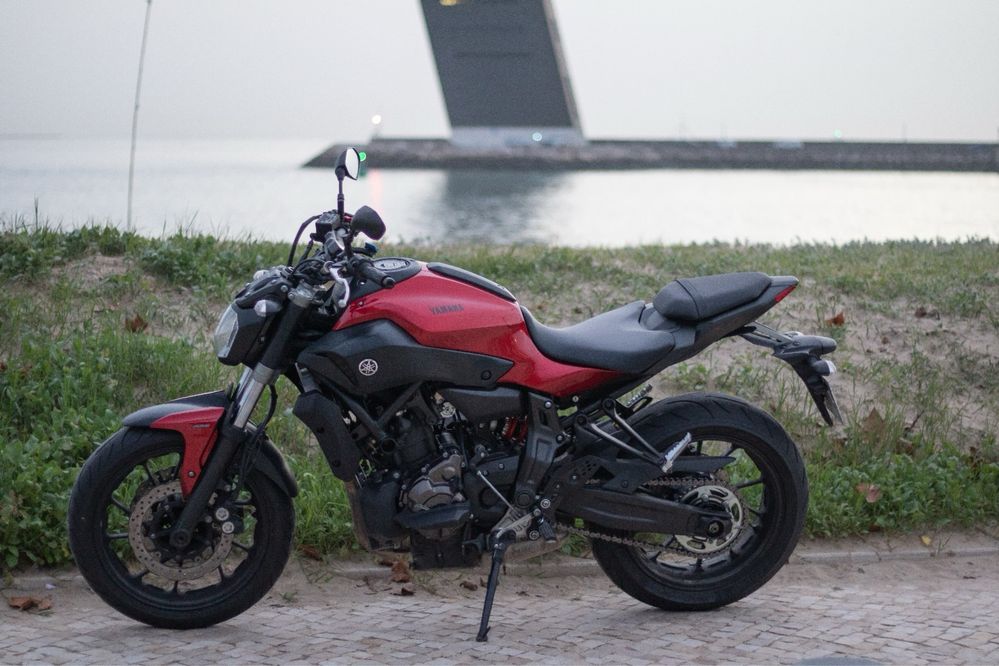Yamaha MT07 Lava Red