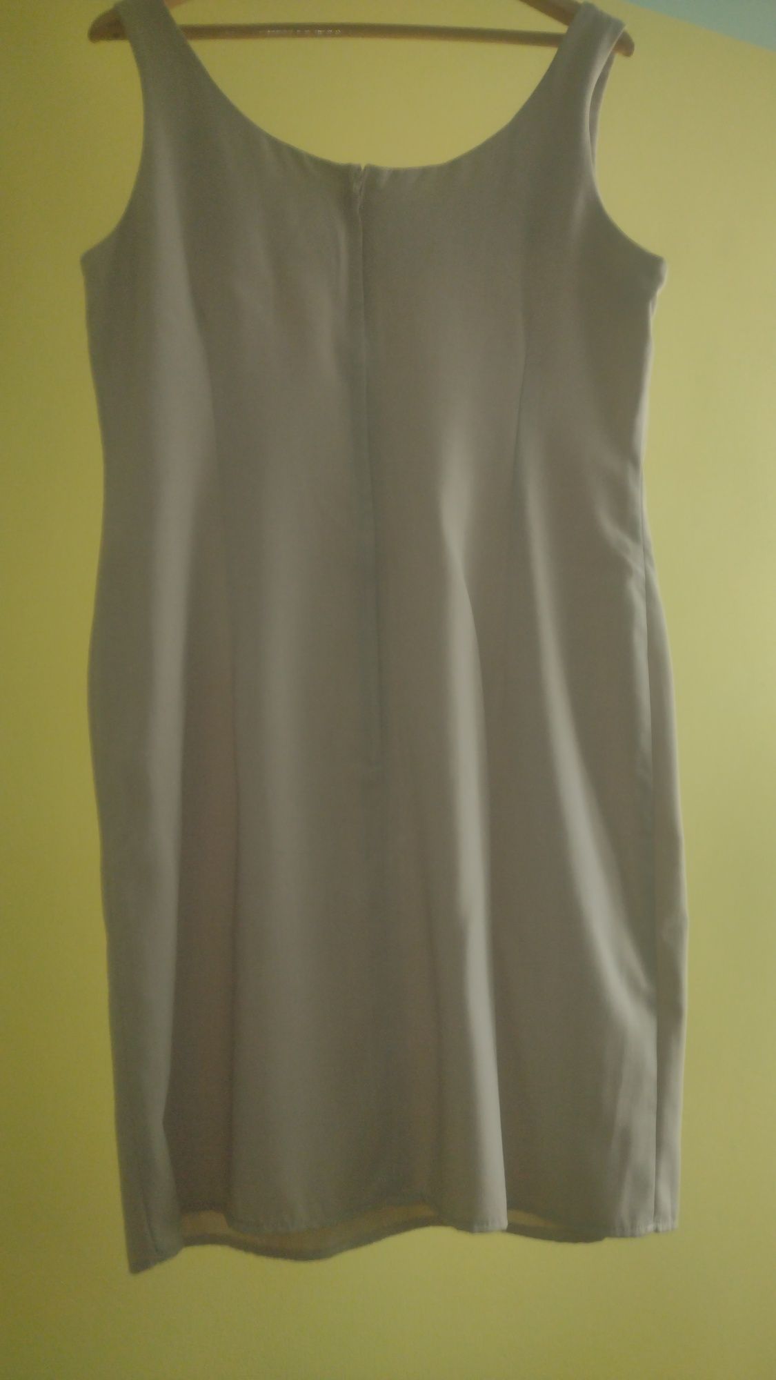 Sukienka beżowa roz. L/ XL