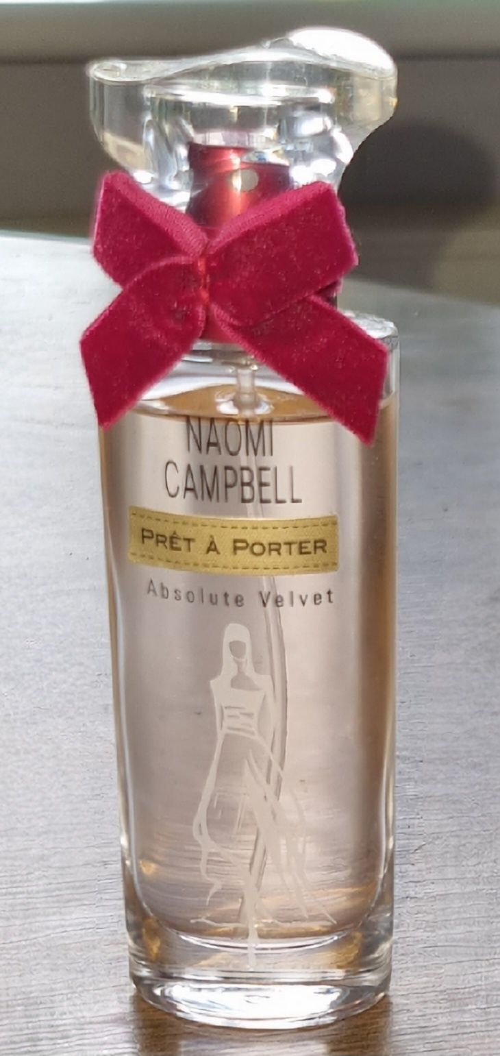 Perfumy Naomi Campbell Pret a Porter