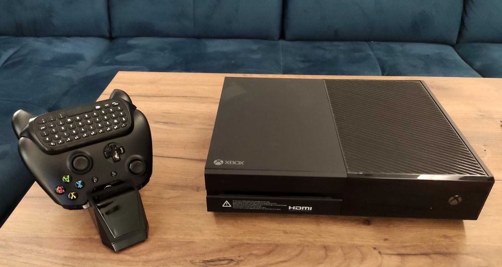 XBOX One 1TB + stacja ładująca + zestaw gier PREMIUM