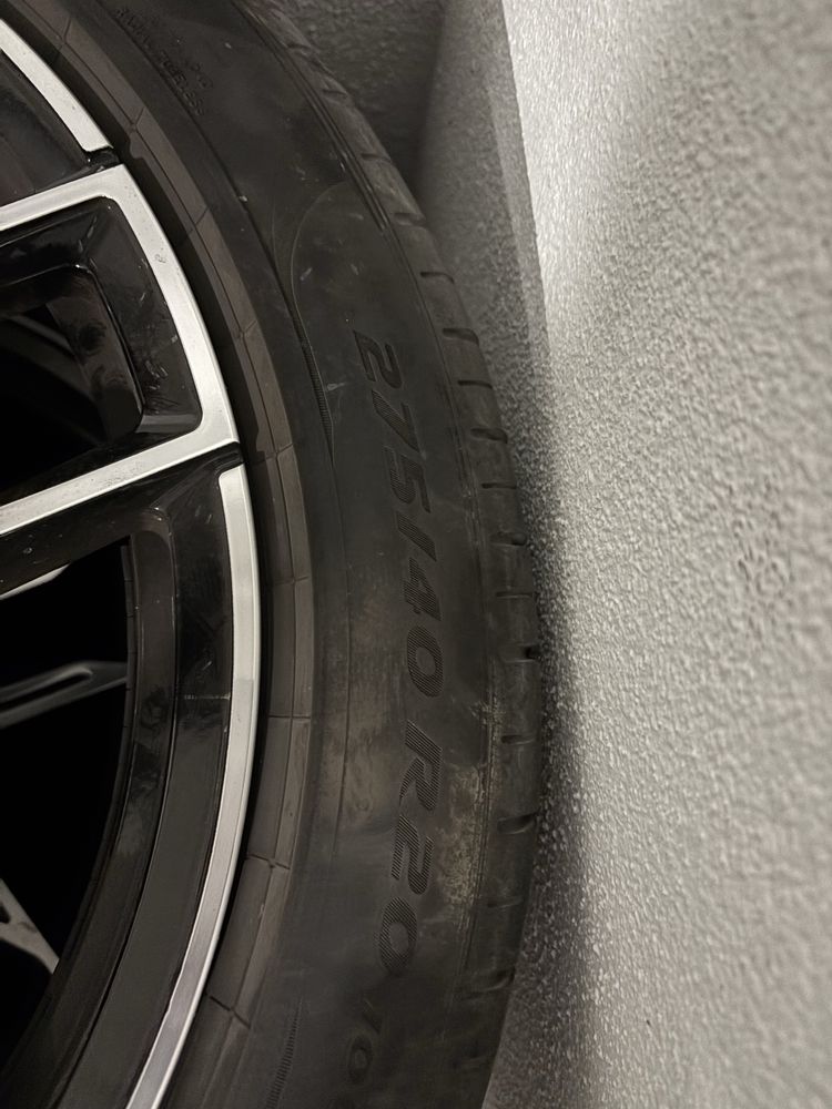 BMW 4 jantes R20 com pneus Pirelli