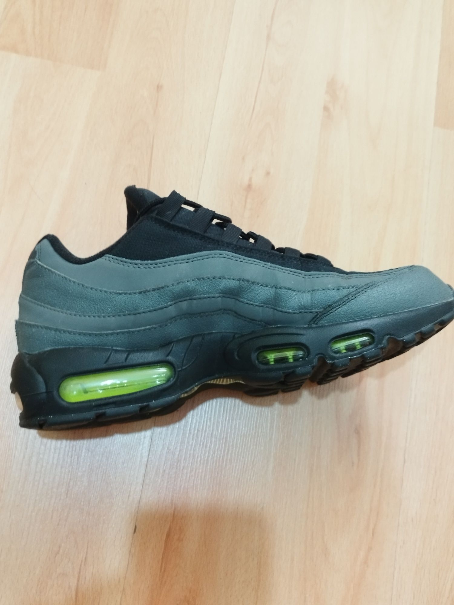 Air max 95 WT rozm 44 (wkładka 28cm)