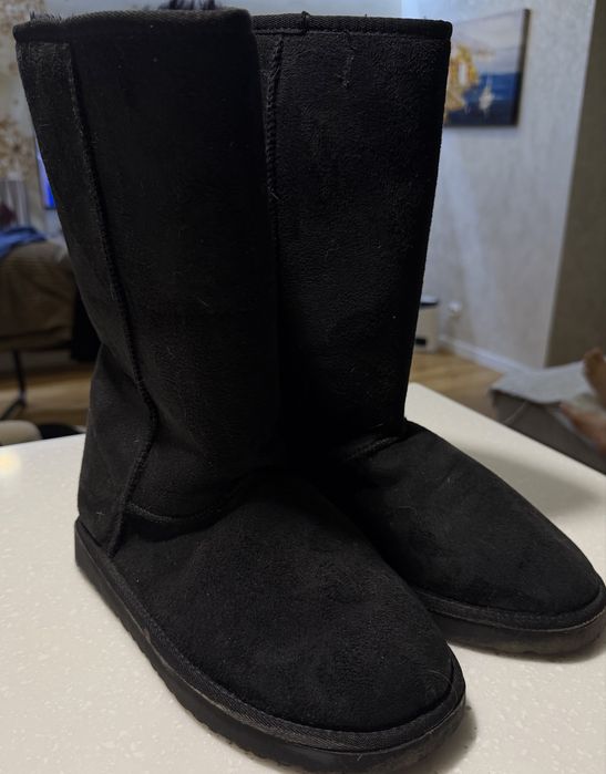 Сапожки під уггі високі