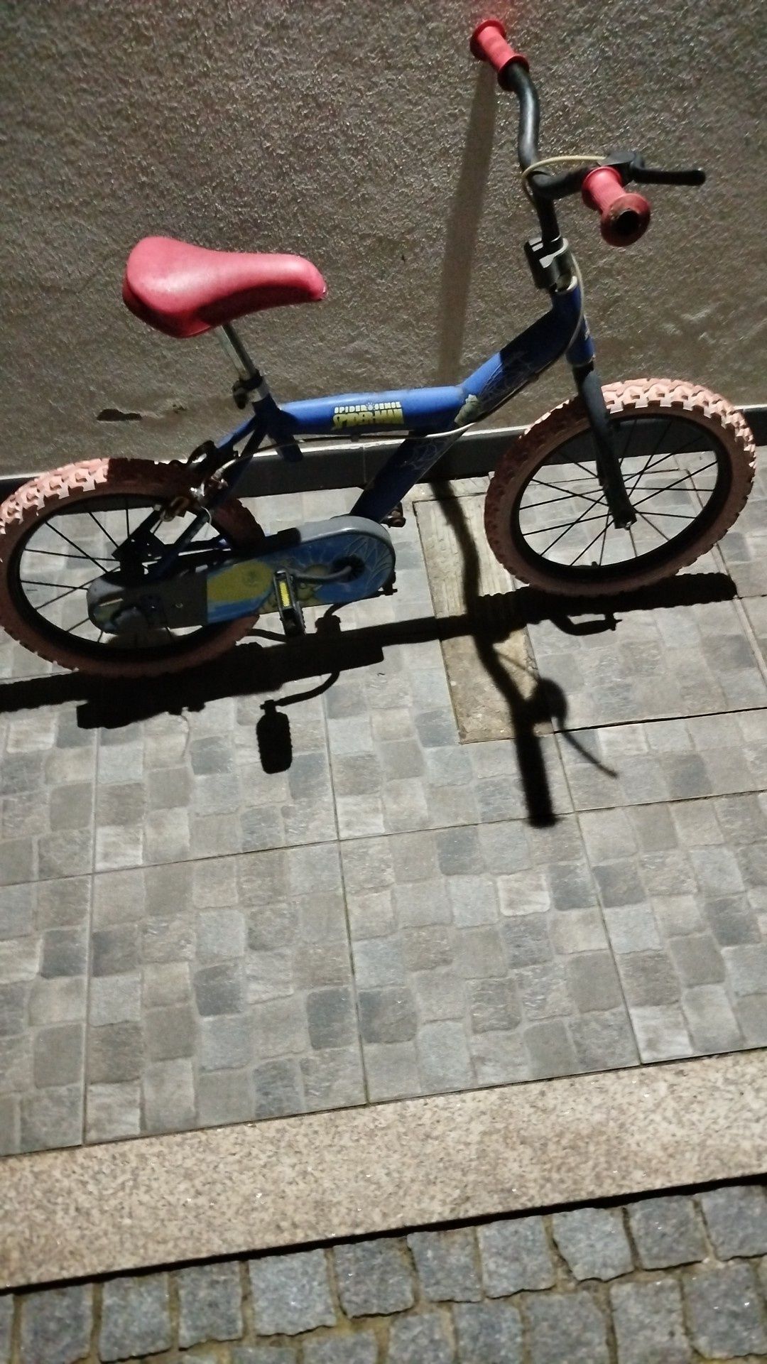 Bicicleta do spider man