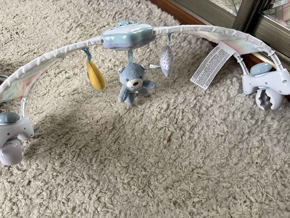 Мобіль/Іграшка-нічникна ліжко коляску Chicco Веселкове сяйво блакитна