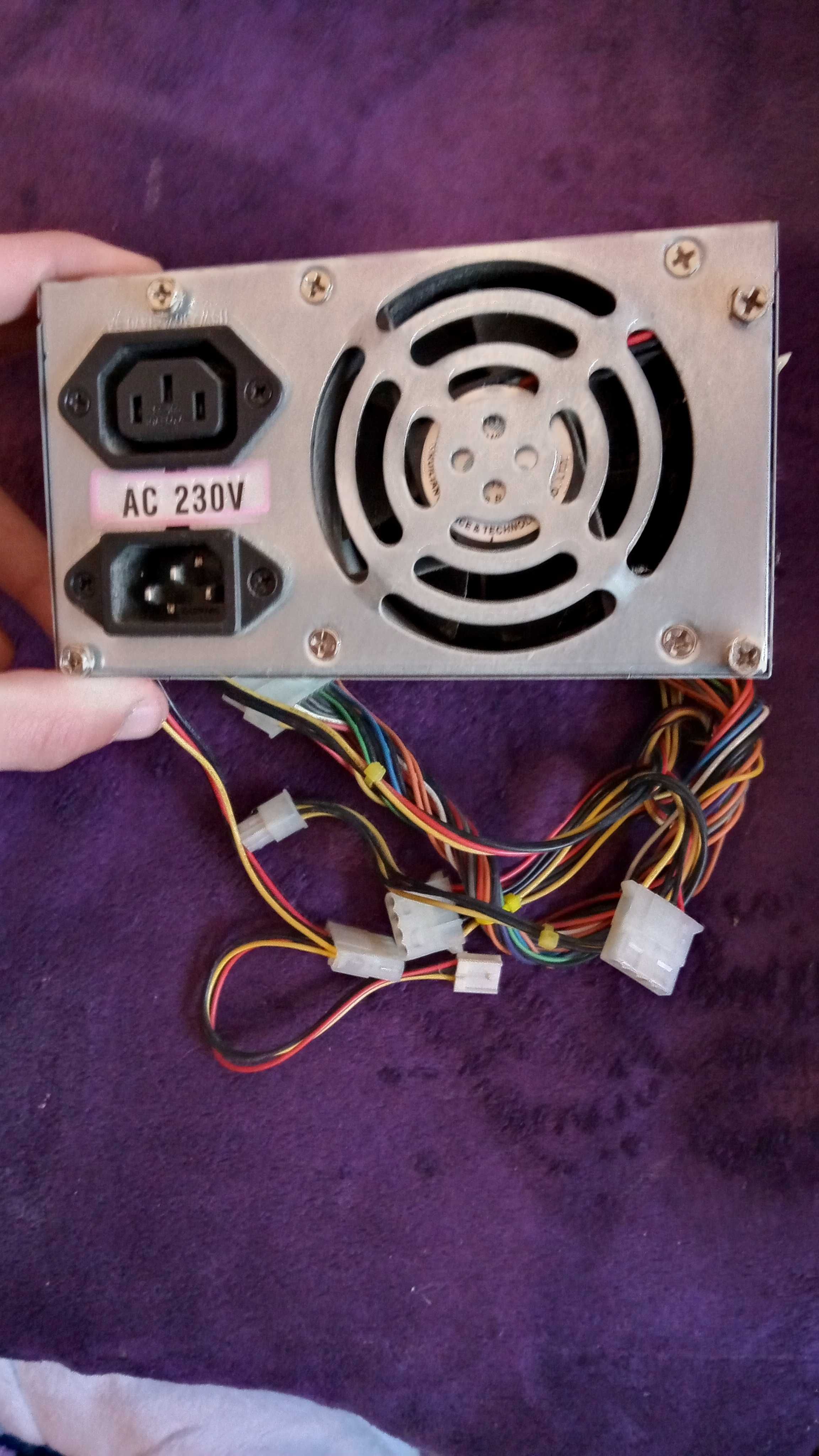Блок живлення на 300 W