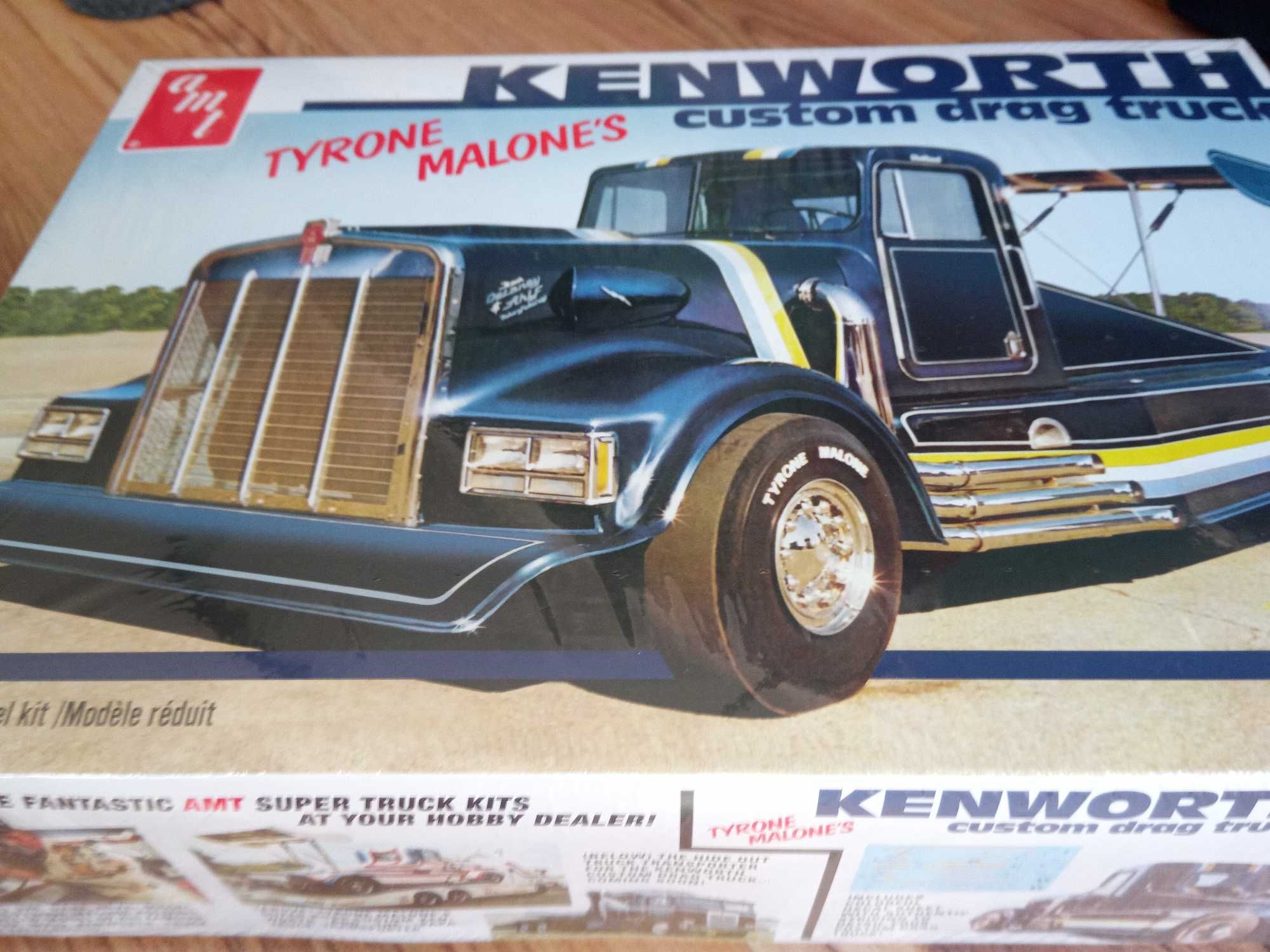 AMT 1157 - Tyrone Malone's Kenworth - 1/25 - Model do sklejania