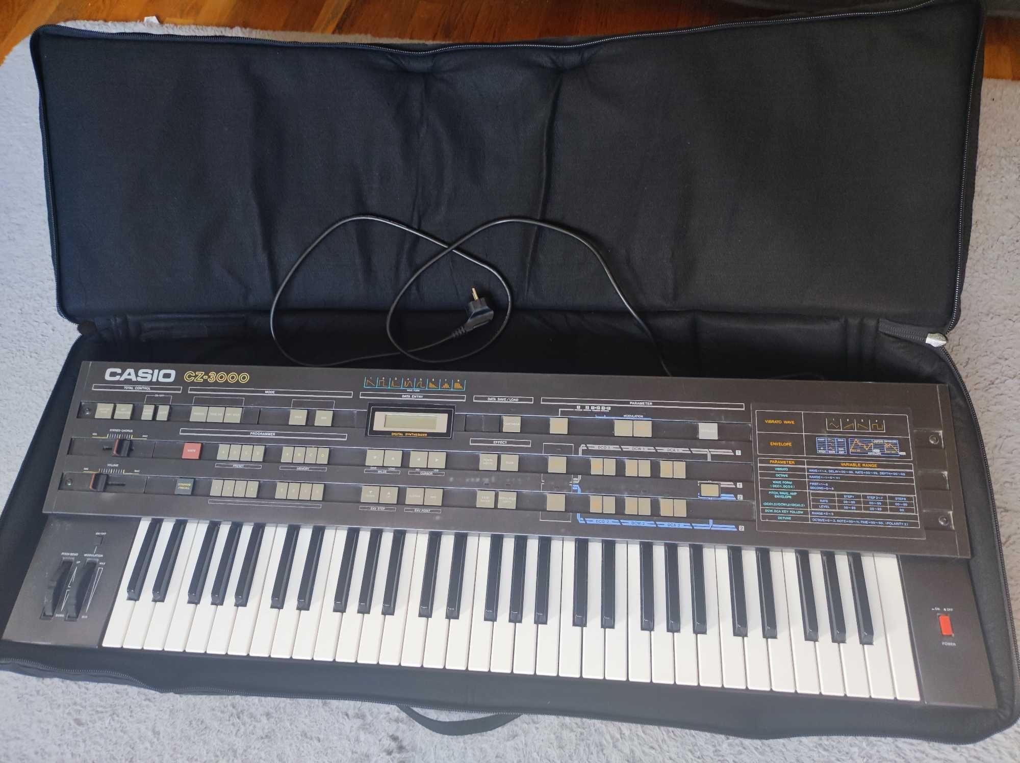 Casio CZ-3000 16-tonowy polifoniczny syntezator cyfrowy