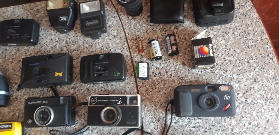 Conjunto de 15 Máquinas Fotográficas para Reparação/Peças/Outros
