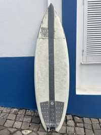 Prancha surf 5’11 30L