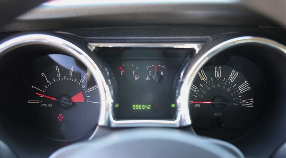 Срочно Ford Mustang GT