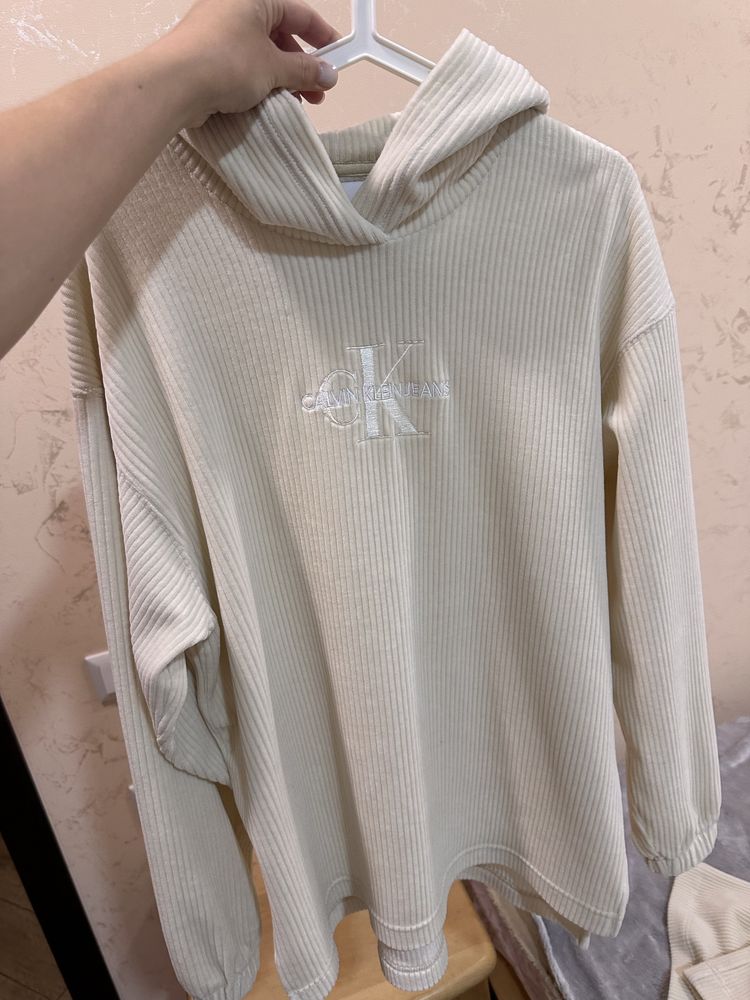 Костюм женсикй Calvin Klein