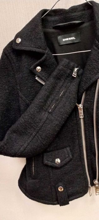 Куртка косуха Diesel орігінал розмір S.