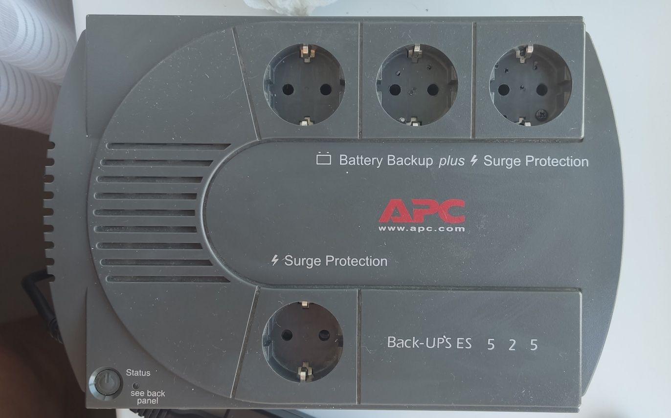 Джерело безперебійного живлення APC BACK-UPS ES 525