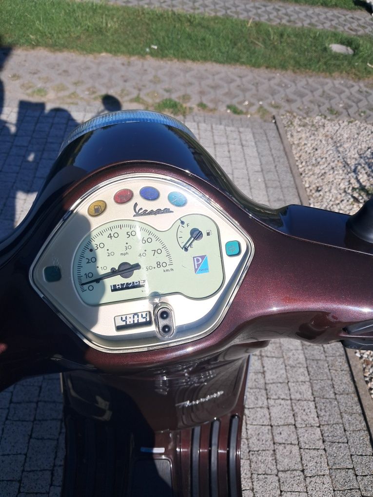 Motorower Vespa LX 50 4T, zarejestrowany.