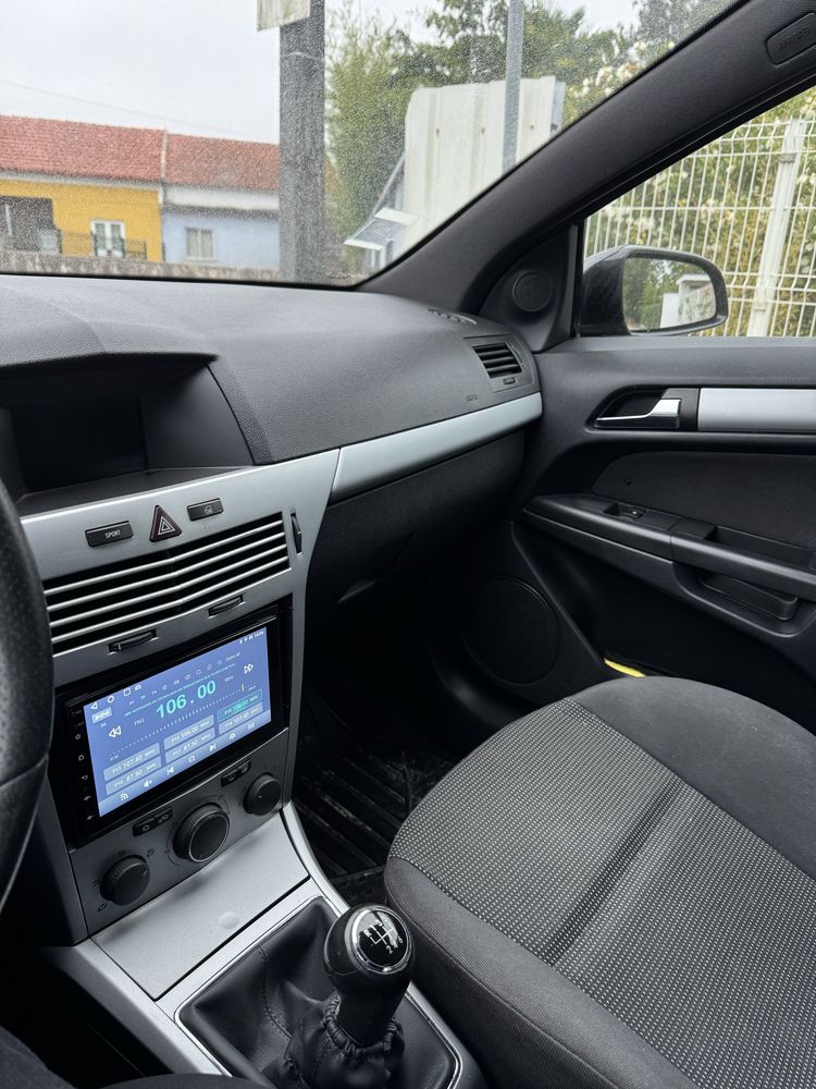 Opel Astra GTC Sport 1.7 OPC