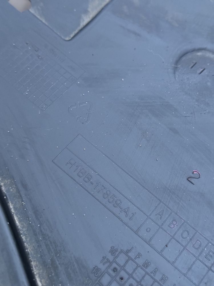 Ford Fiesta MK8 VIII H1 BB osłona płyta silnika podłoga Zderzaka Przód