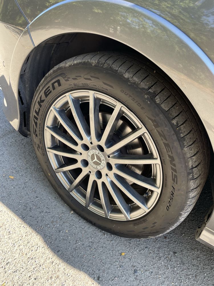 Продам Mercedec b250e