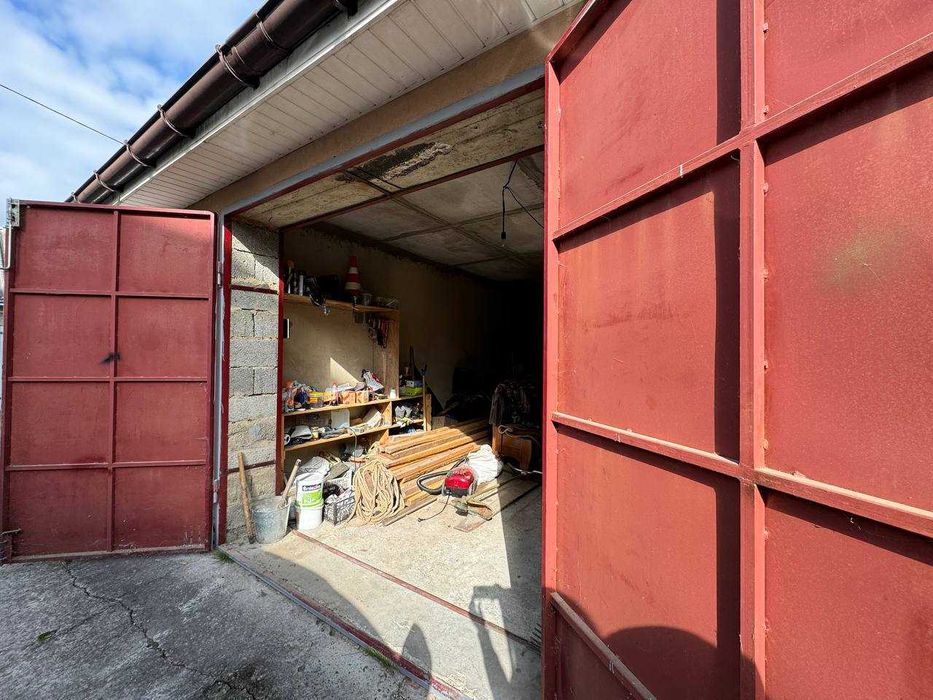 3-кімнатна квартира з РЕМОНТОМ біля парку