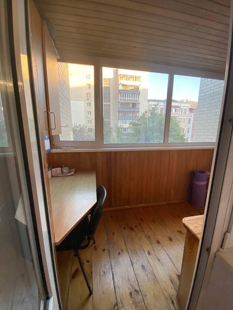 Продам 3-кімнатну кватиру в центрі, вулиця лабараторна 14 AM