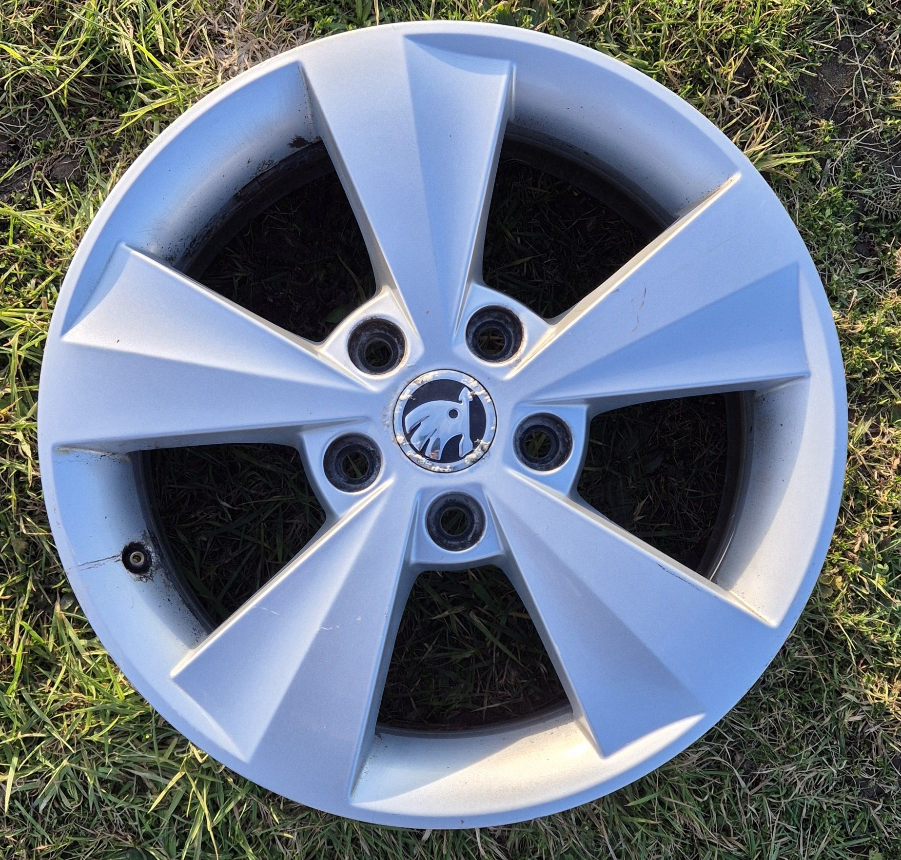 Alufelgi Skoda 16'  komplet rozstaw 5x112