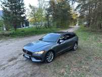 Volvo V60 Pilot Assist, Kamery 360, Asystenci, niski przrebieg super stan OKAZJA