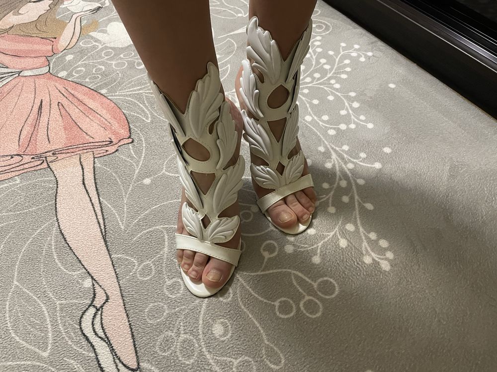 Босоножки Zanotti