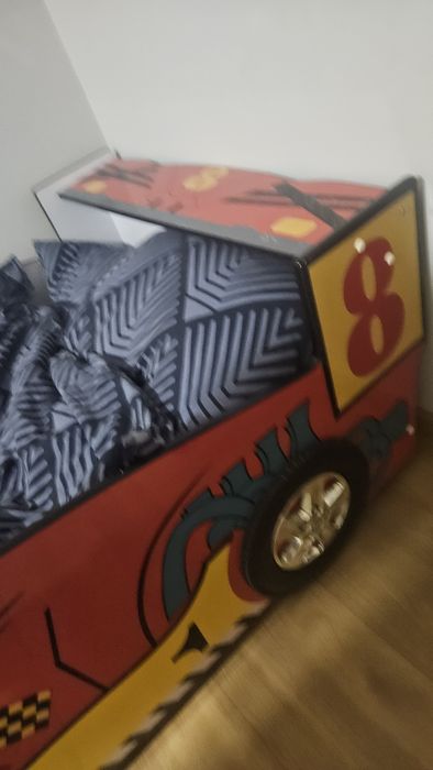 Łóżko auto z materacem dla dziecka